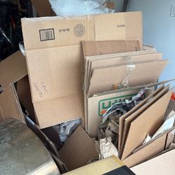 Free Moving Boxes And Packing Material 