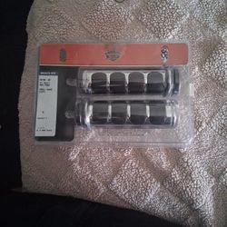 Harley Davidson Skull Hand Grips