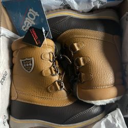 Snow Boots. Size 10 M