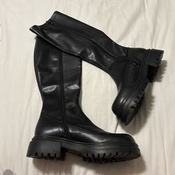 Woman Boots