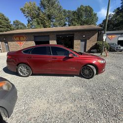 2014 Ford Fusion Hybrid