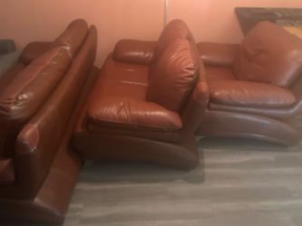 Leather couch’s