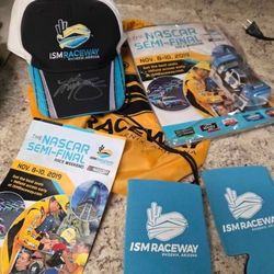 AUTOGRAPHED signed Kyle Busch Men's ISM Raceway New Era Black Track 39THIRTY Flex fan set