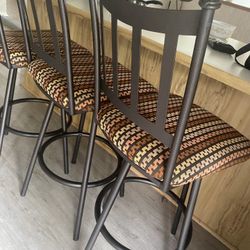 3 Bar Stools