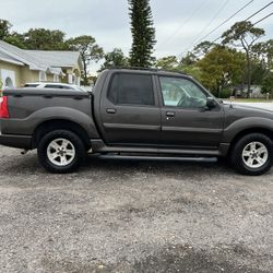 2005 Ford Explorer