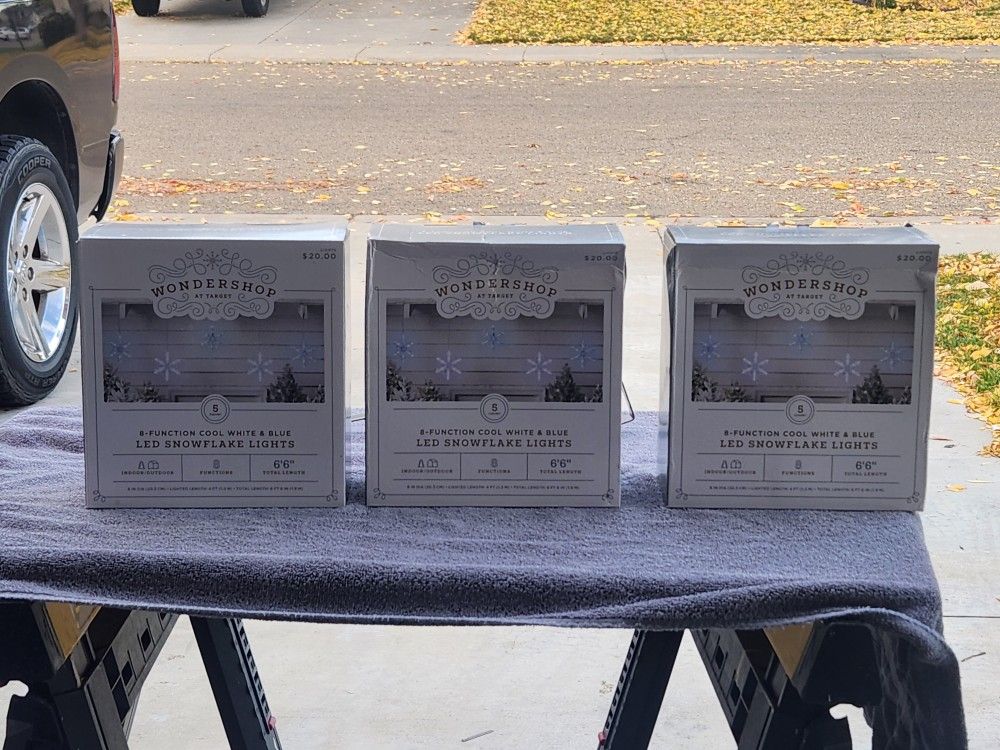 Snowflake Christmas Lights