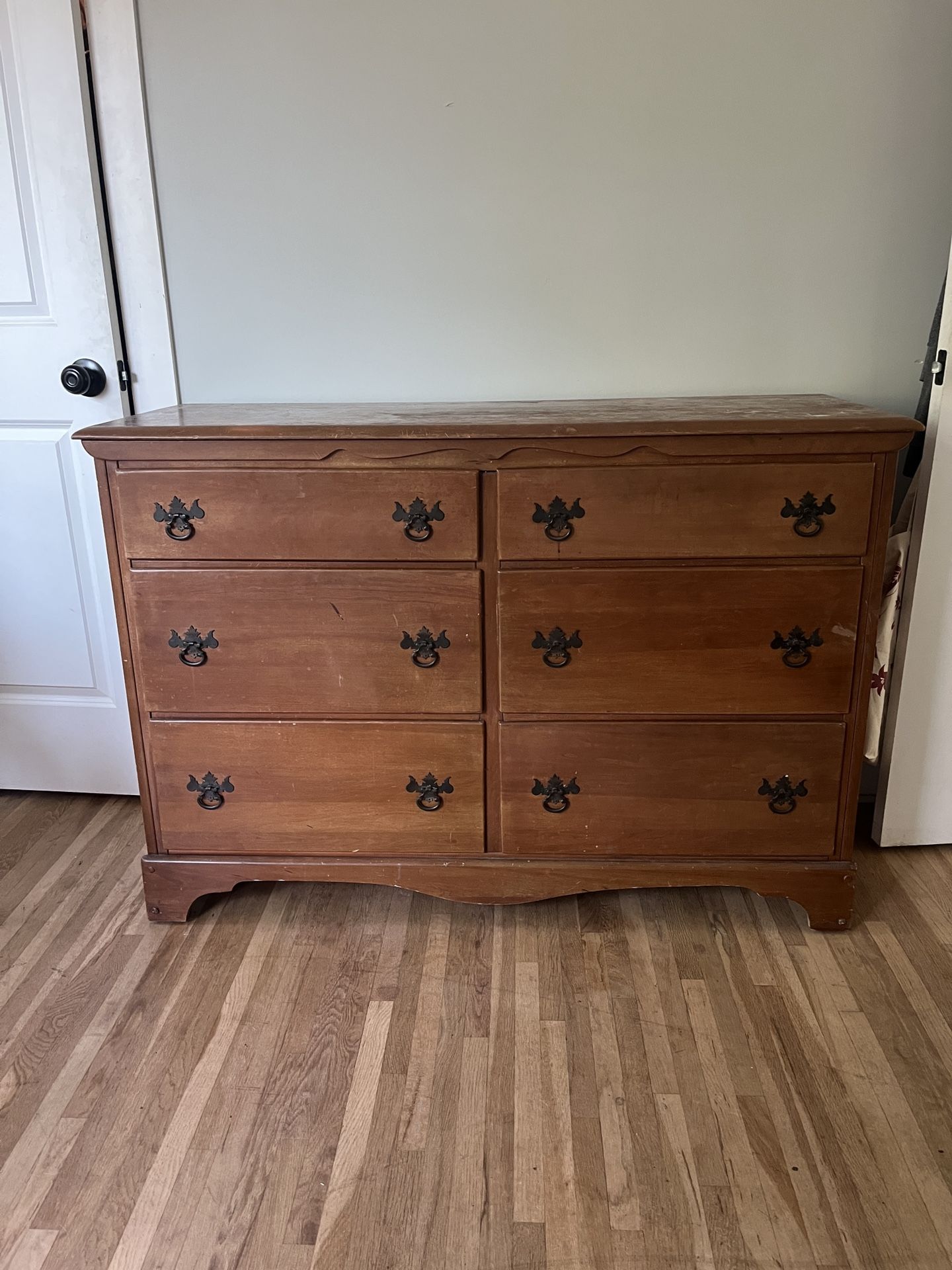 Wood Dresser