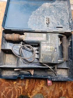 Bosch chipper with 3 attachments