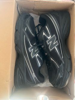 New balance shoes