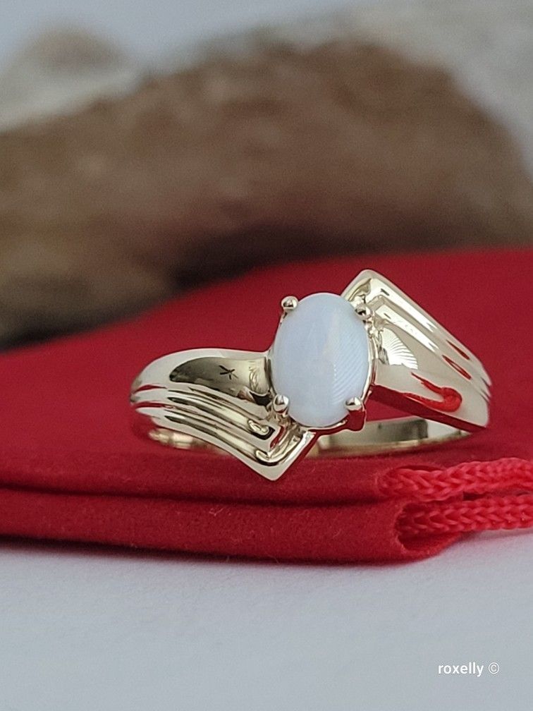 ❤️10k Size 8 Lovely Solid Yellow Gold Opal Ring!/ Anillo de Oro con 1 Ópalo! 👌🎁Post Tags: 10k 14k