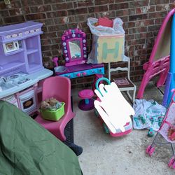 Toys. Girl. Kitchen. Doll. Vanity Set. Rocking Chair. Doctor Set. Easel. Foam Puzzle