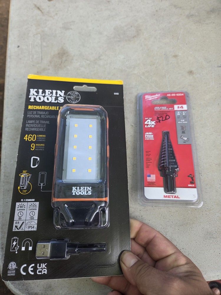Lámpara Recargable Y Step Drill Bit Nuevo $50 No Negociable Firm On Price Pick Up Only Área Jersey Village 77O41 