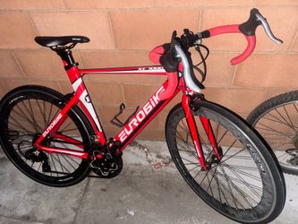 red Eurobike XC7000 road bike
