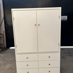 44” Wide X 72” High X 20” Deep Wardrobe Closet Available In Different Colors 