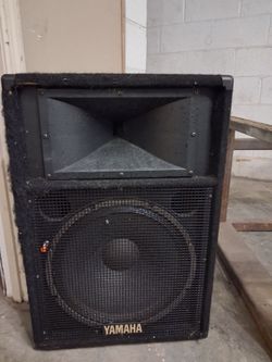 Yamaha speaker
