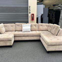 Sectional Couch 