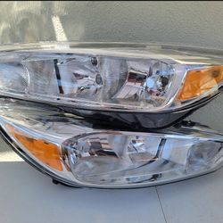 15-18 Ford Focus Headlights Luces Calaveras Micas Faros Focos Faroles