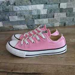Converse All Star Size 1 For Kids In Excellent Condition 