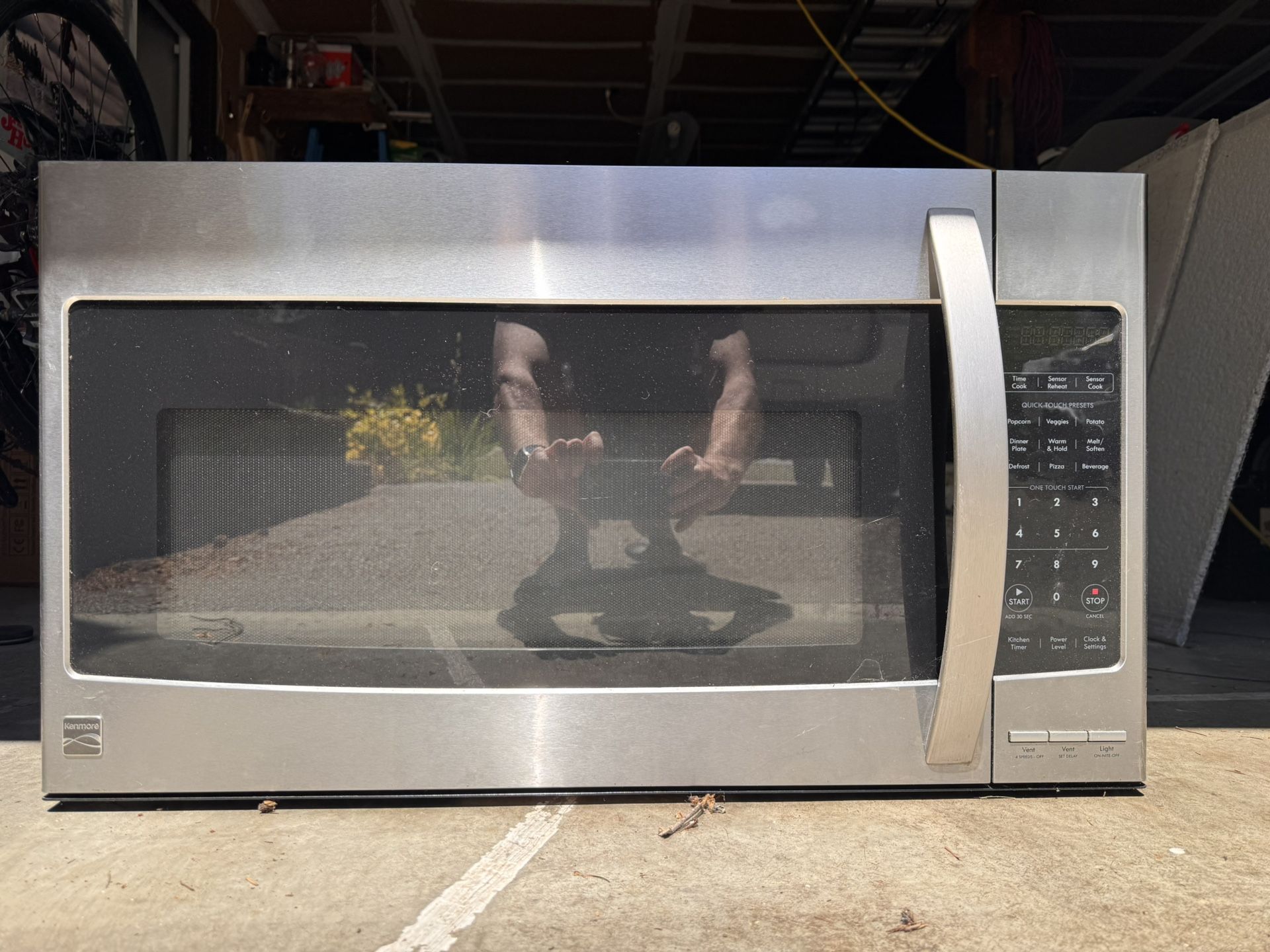 Kenmore Space Saver Microwave