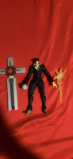 Revoltech Nicholas D. Wolfwood