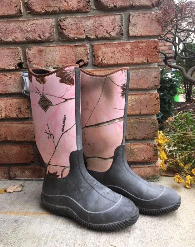 Size 8 muck boots