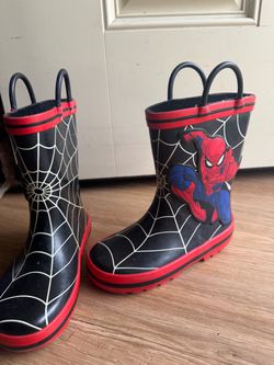Size 9 Toddler boy Spider-Man rain boots