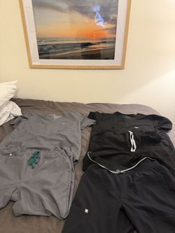 Figs XL tops - Figs L Jogger Bottoms - L Fabletics Jogger Bottoms