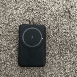 magnetic wireless charger bank