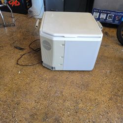 Ice Chest Electric 