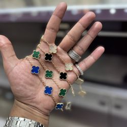 18k Yellow Gold Bracelet 