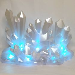 LOL MGA OMG Crystal Star Winter Disco Light Up Doll Stand 2019 Collector Edition