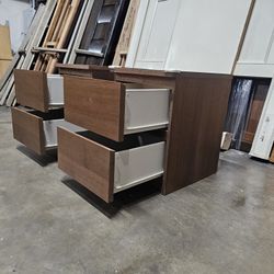 Set Of Two Night Stands 