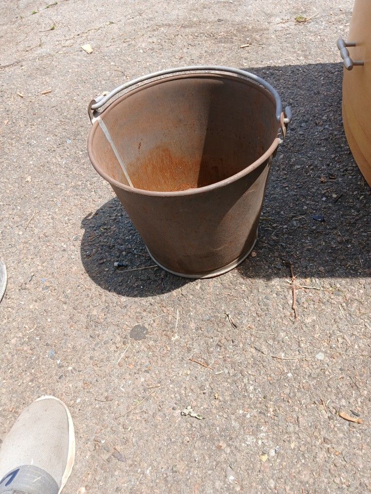 2 Steel Buckets