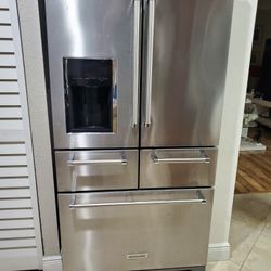 Kitchenaid Refrigerator $600