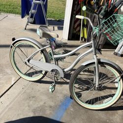 Huffy Cranbrook Beach Cruiser 