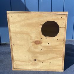 Parrot Nest Box … African Grey / Amazon … Custom Made ( 100% Complete ) Give Your Bird A Home ! 