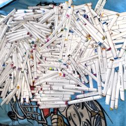 455 Ohuhu Alcohol Markers. Mix Of Oahu And Kaala Line