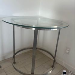 GLASS TOP TABLE METAL FRAME
