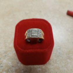 10k Yellow Gold Men's Diamond Cluster Ring 
