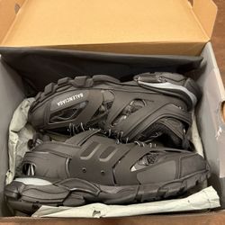 Balenciaga LED track
