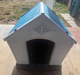 Dog House In door/outdoor