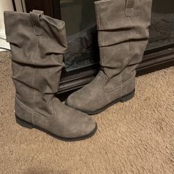 Size 1 Girls Boots 