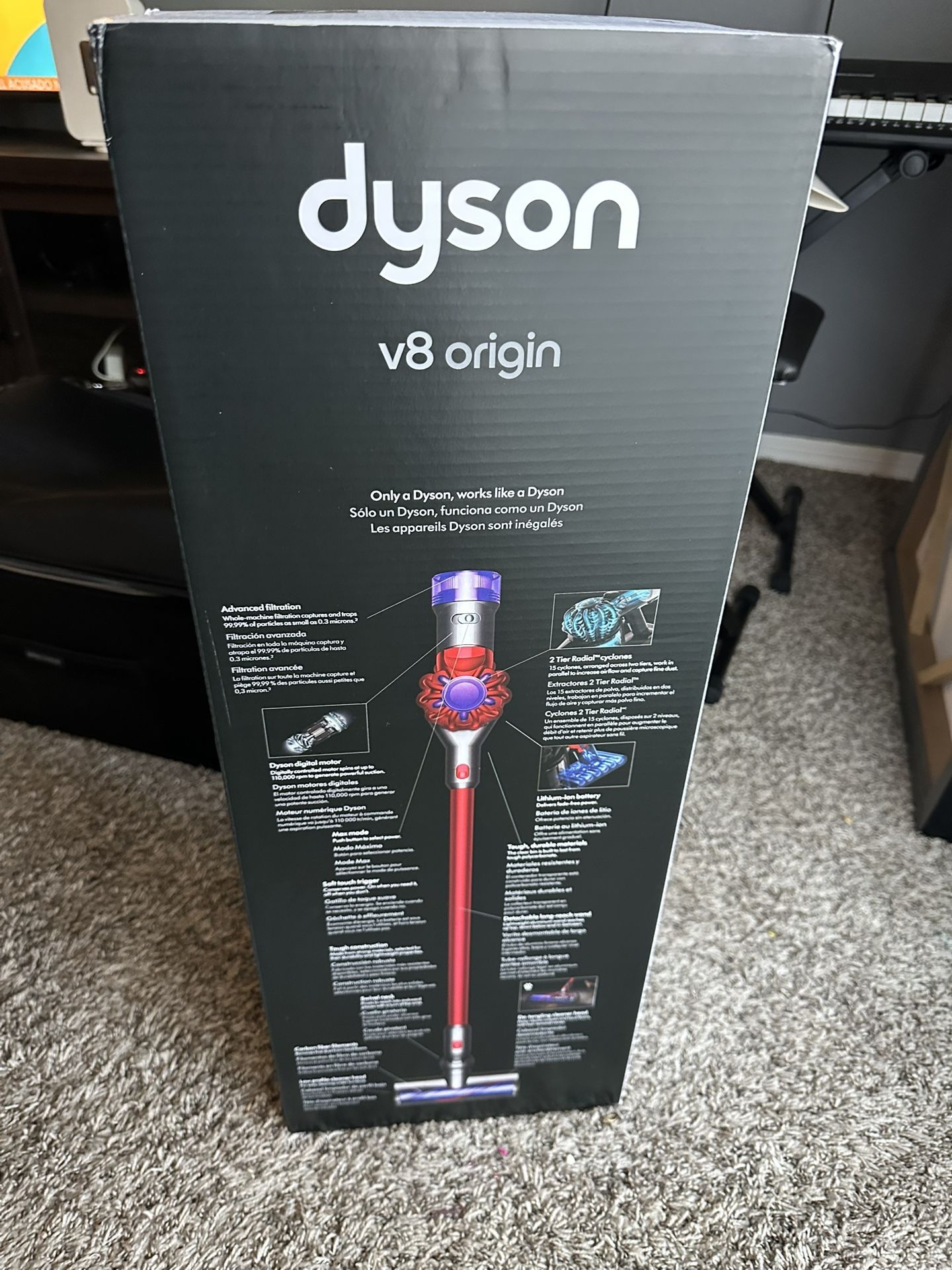 Dyson V8 Original Cordless Stick Vacuum, Brand Nee 40 Min Run, Battery