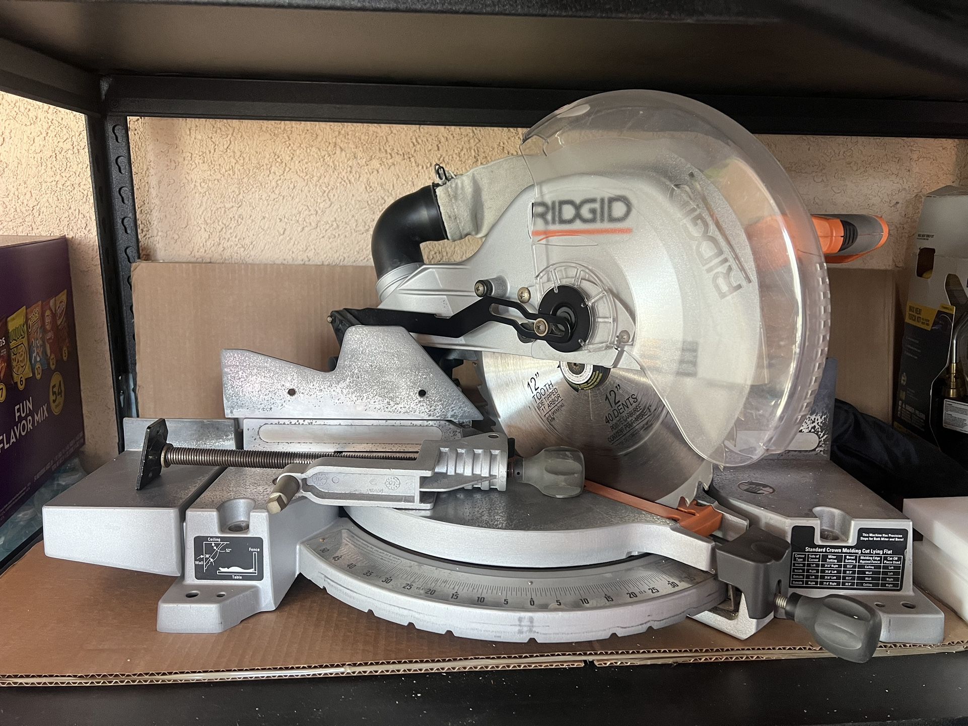 Table Saw With Stand 