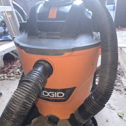 RIDGID Wet/Dry Vacuum