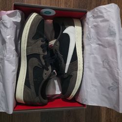 Travis Scoot Jordan 1 Low Mocha 