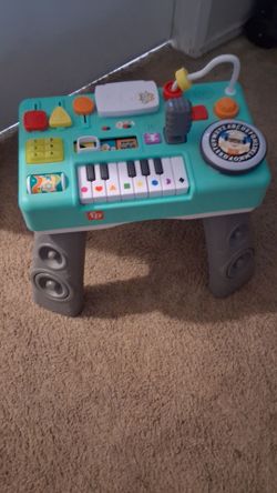 Baby play table