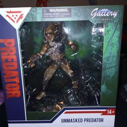Predator Unmasked Figure