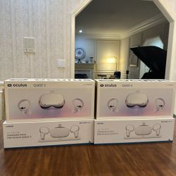 Meta Quest 2 256GB + Anker Charging Dock BUNDLE - Barely Used