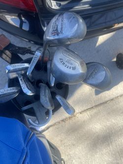 Complete Set Golf Clubs